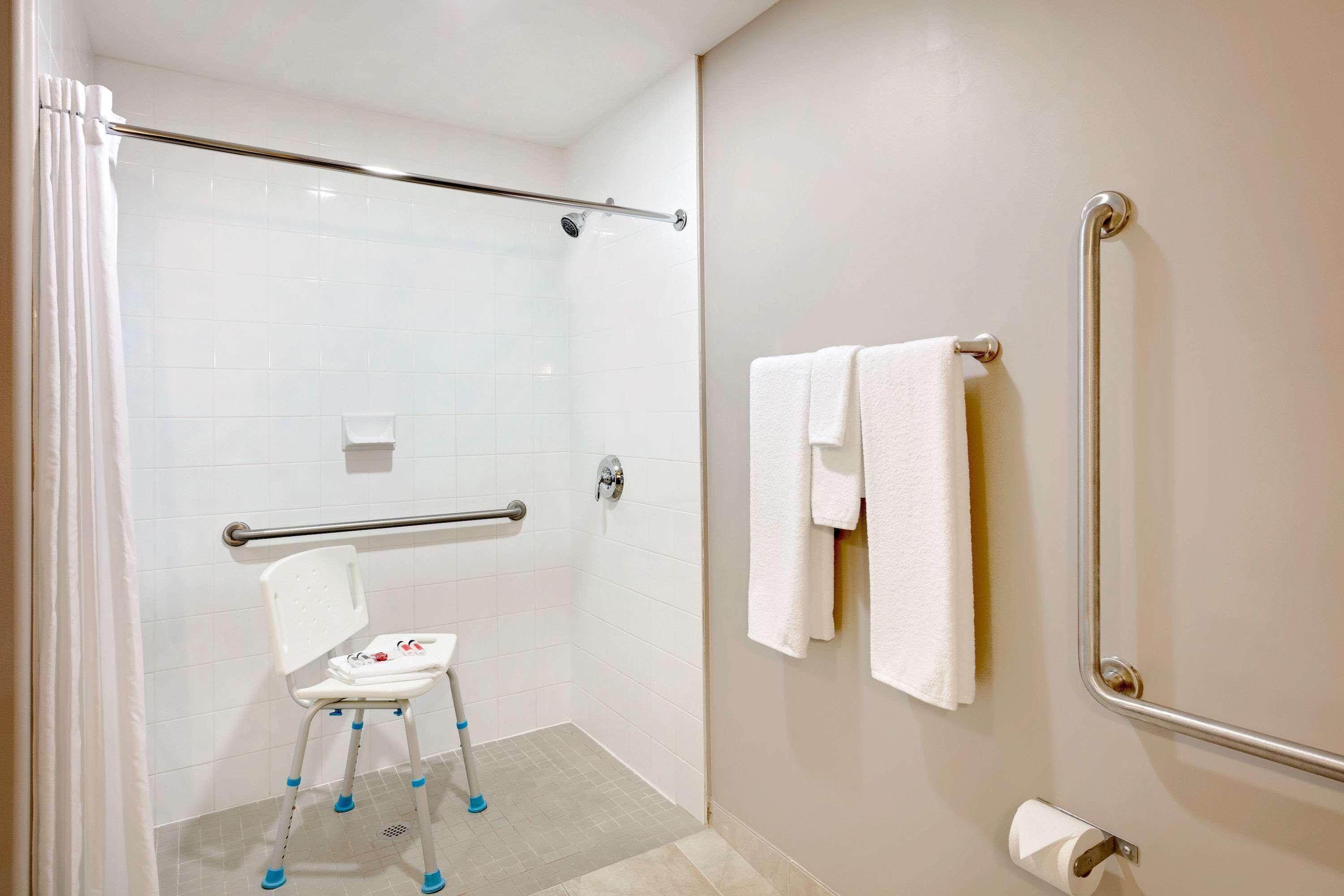 Hotel Super 8 By Wyndham Kapuskasing Zewnętrze zdjęcie