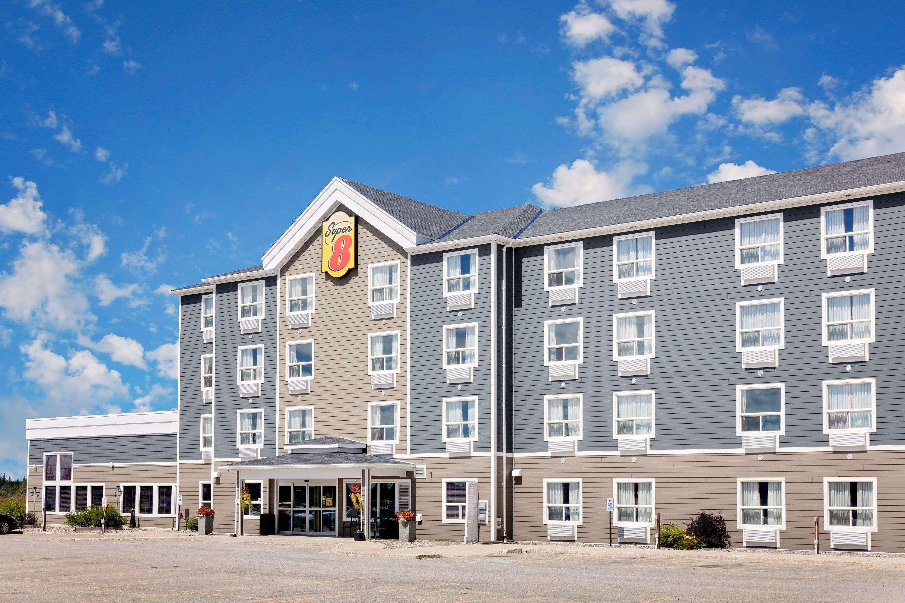 Hotel Super 8 By Wyndham Kapuskasing Zewnętrze zdjęcie