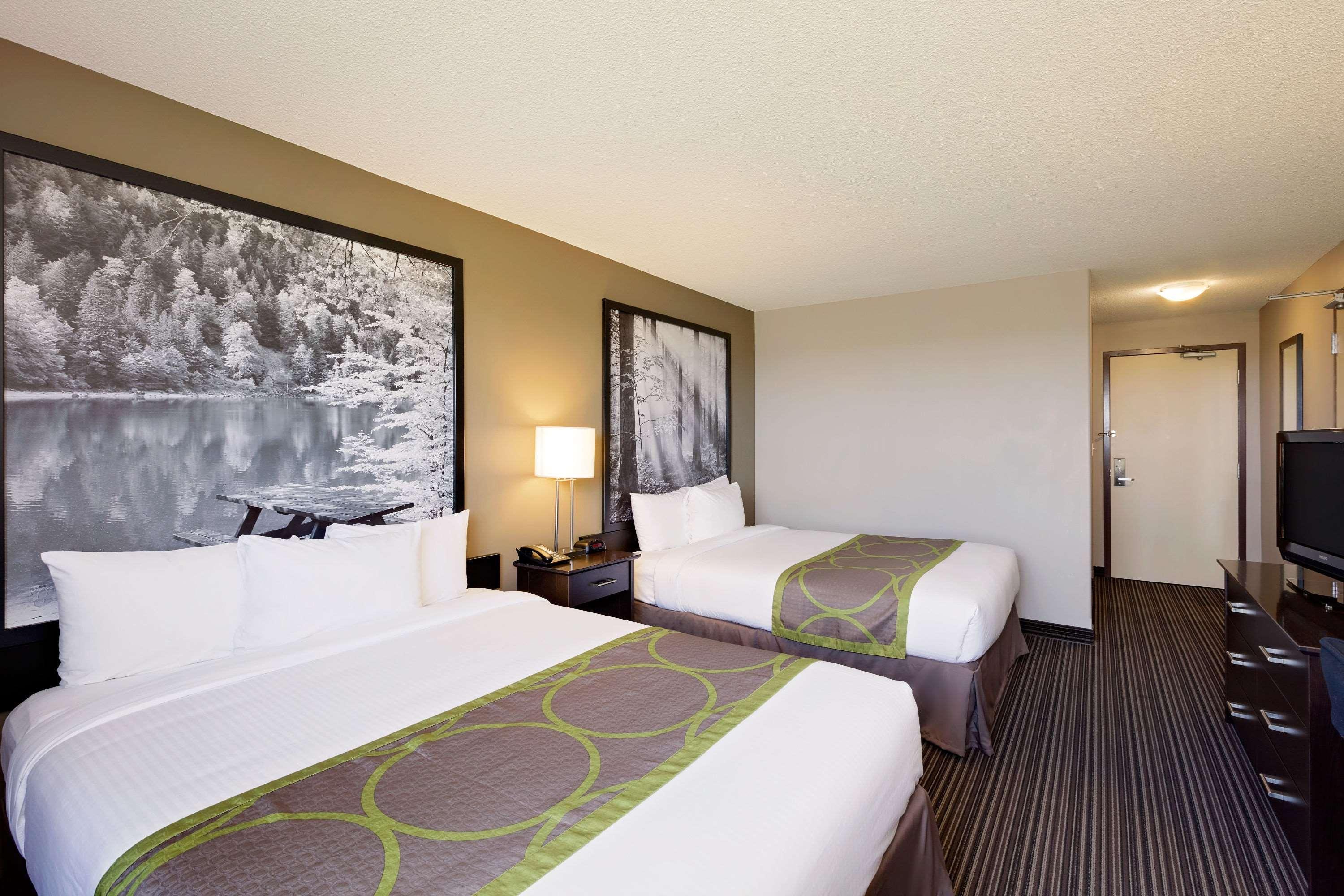 Hotel Super 8 By Wyndham Kapuskasing Zewnętrze zdjęcie