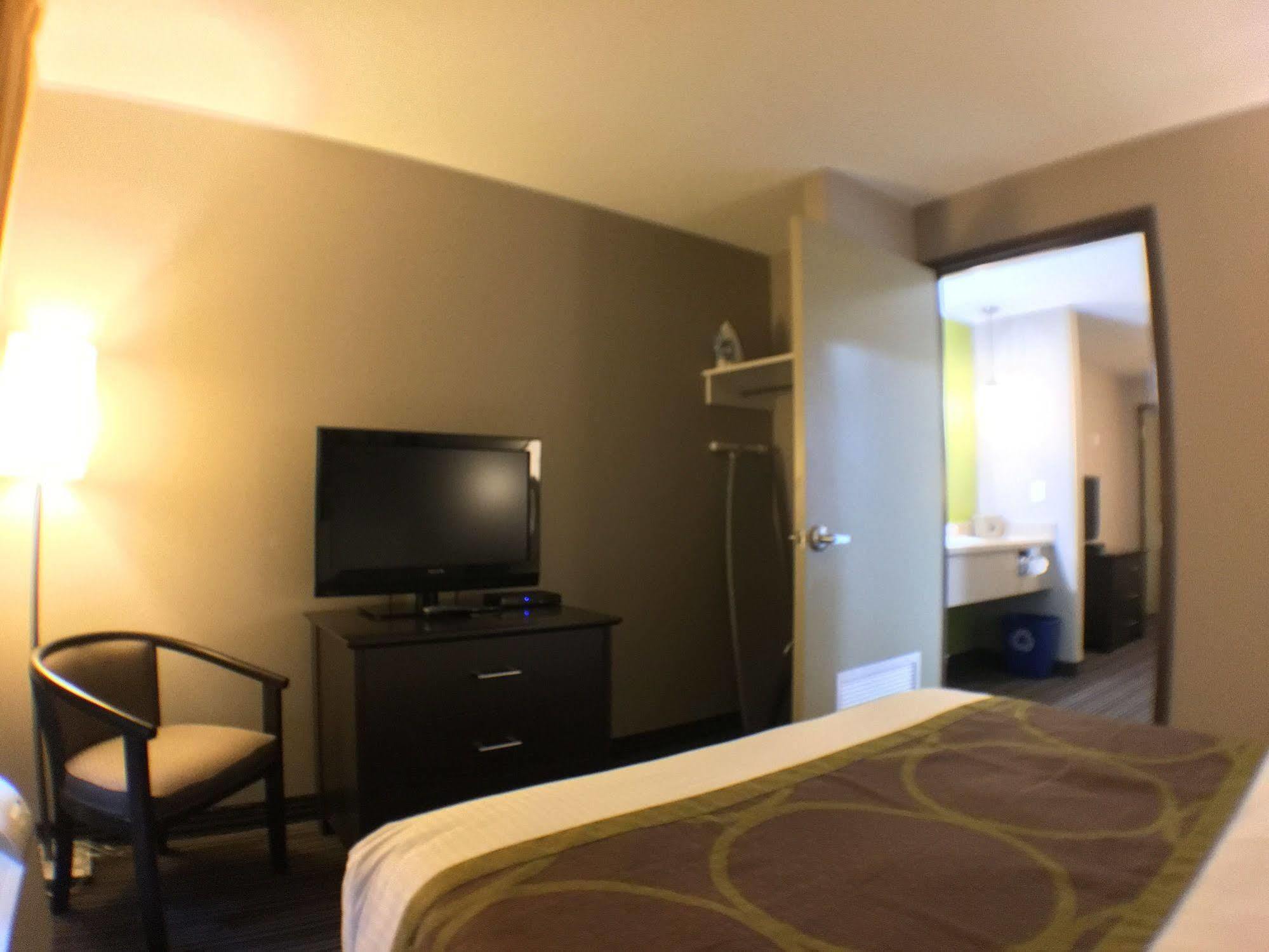Hotel Super 8 By Wyndham Kapuskasing Zewnętrze zdjęcie