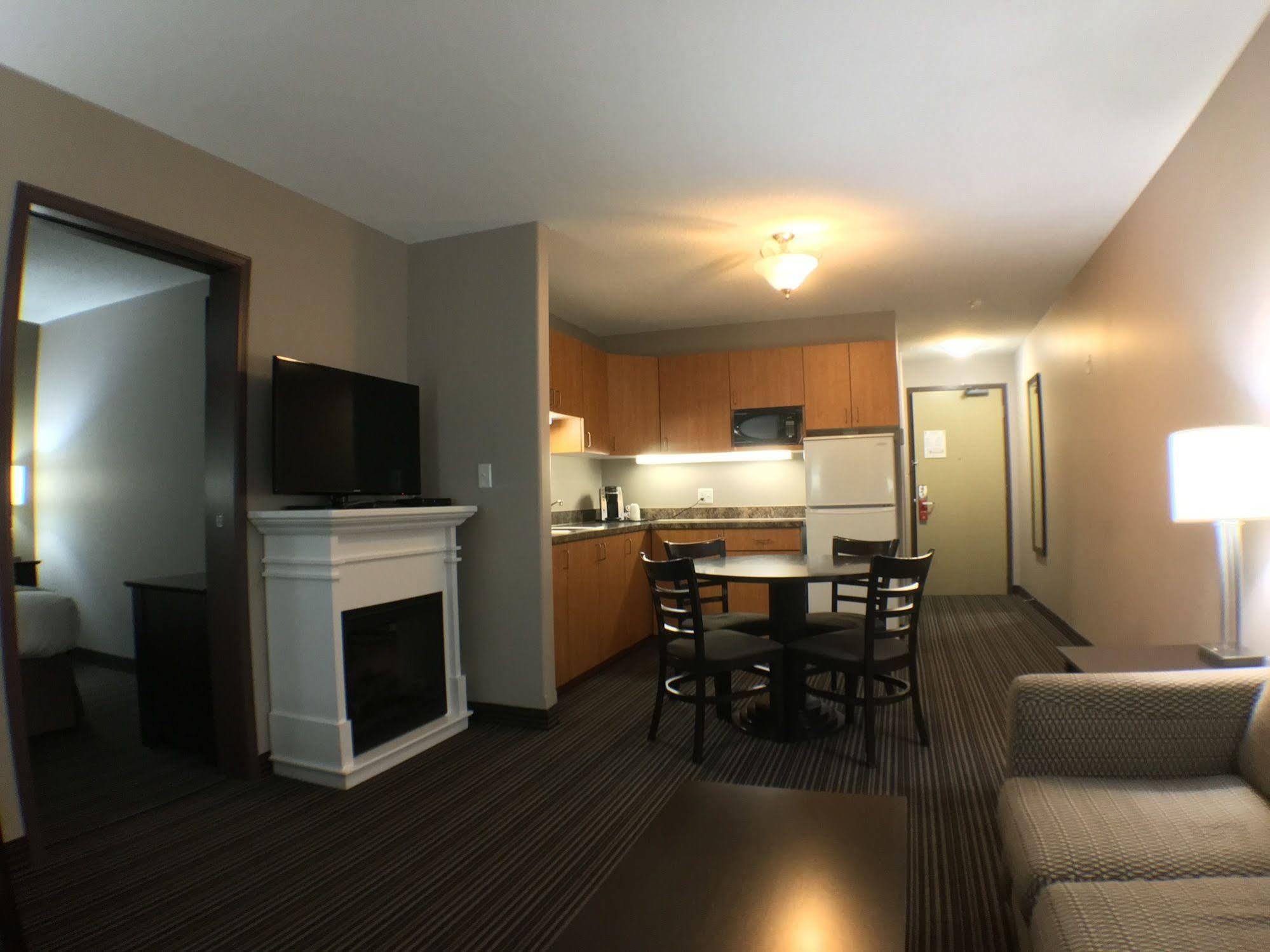Hotel Super 8 By Wyndham Kapuskasing Zewnętrze zdjęcie